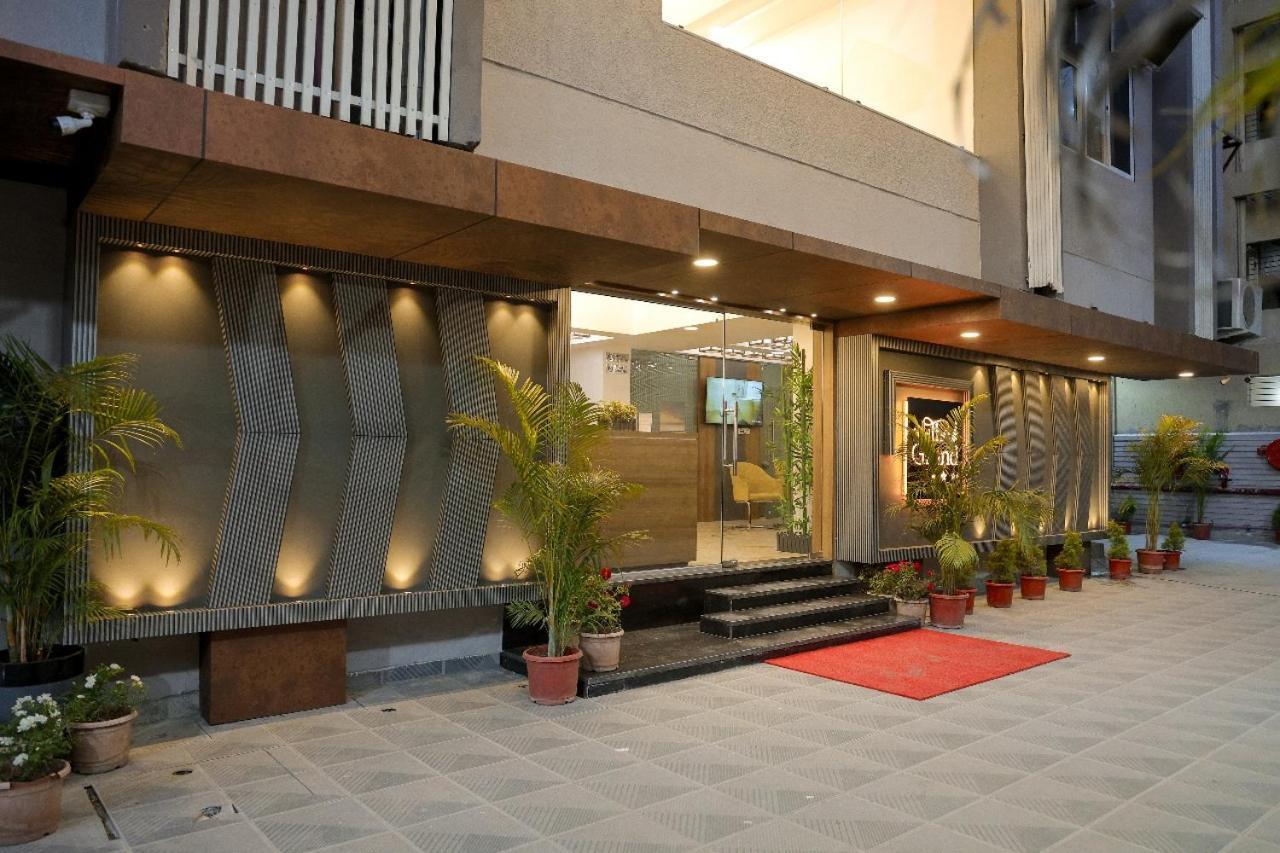 Hotel The Grand 인도르 외부 사진