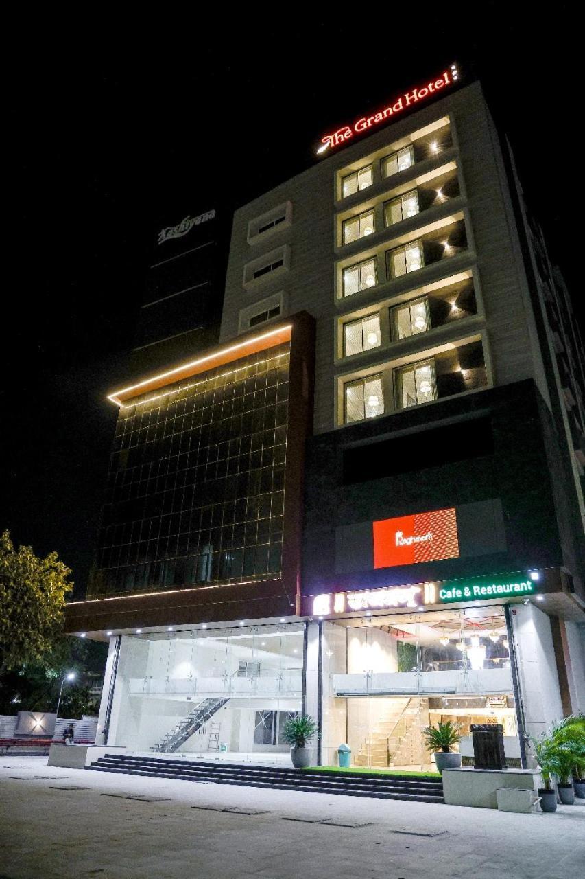 Hotel The Grand 인도르 외부 사진